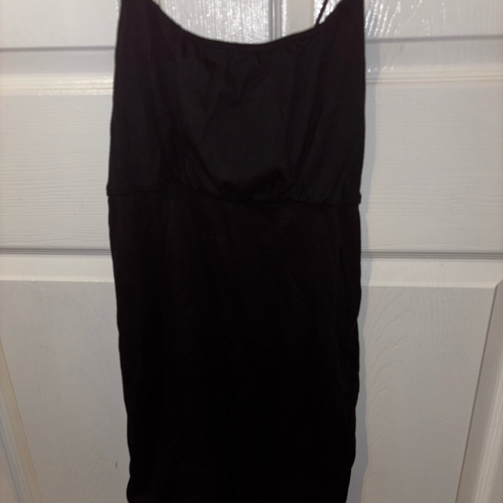 Black Sleeveless Dress